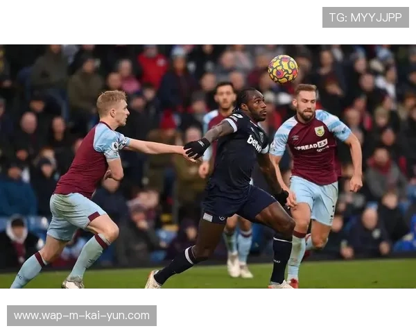 中下游球队高位逼抢战术盛行 英超传统格局面临重塑 中下游球队高位逼抢战术盛行 英超传统格局面临重塑